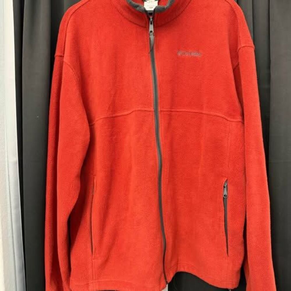 Columbia Men’s zip up fleece jacket - size XXL